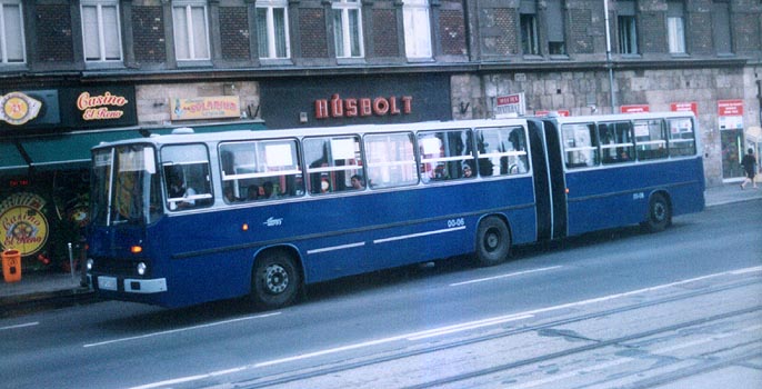 Ficheiro:Ikarus-280, Budapest, BPO-445, line 79.jpg – Wikipédia, a  enciclopédia livre